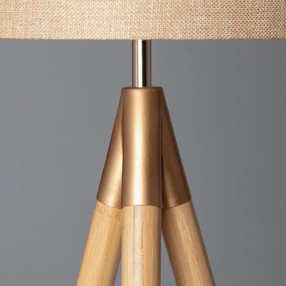 Lámpara de mesa Wolby de madera y tela 